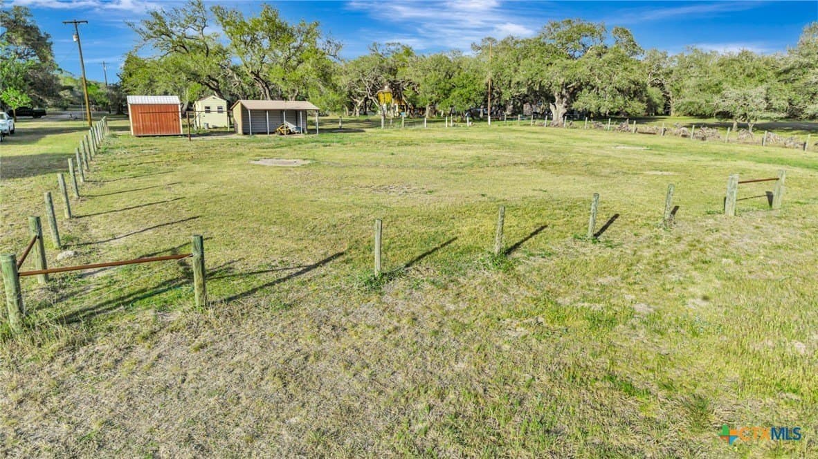 2.58 acres in Victoria County - photo 10