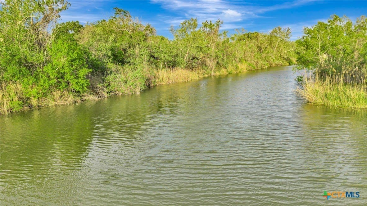 2.58 acres in Victoria County - photo 25