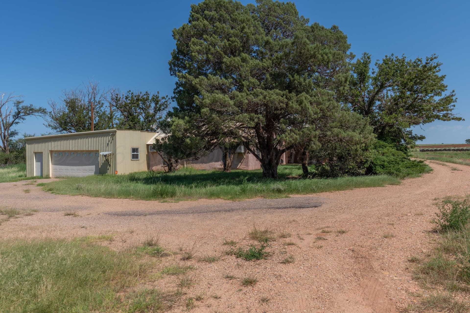 140 acres in Collingsworth County - photo 82