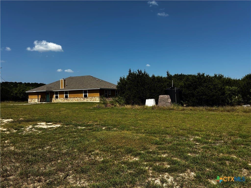 13.86 acres in Lampasas County gallery image 4