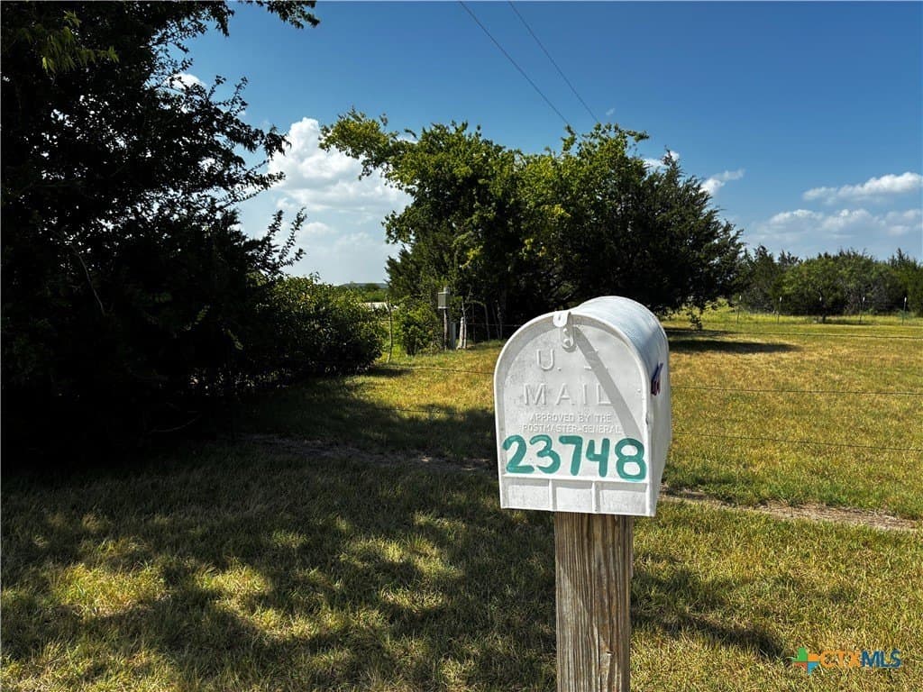 13.86 acres in Lampasas County featured view