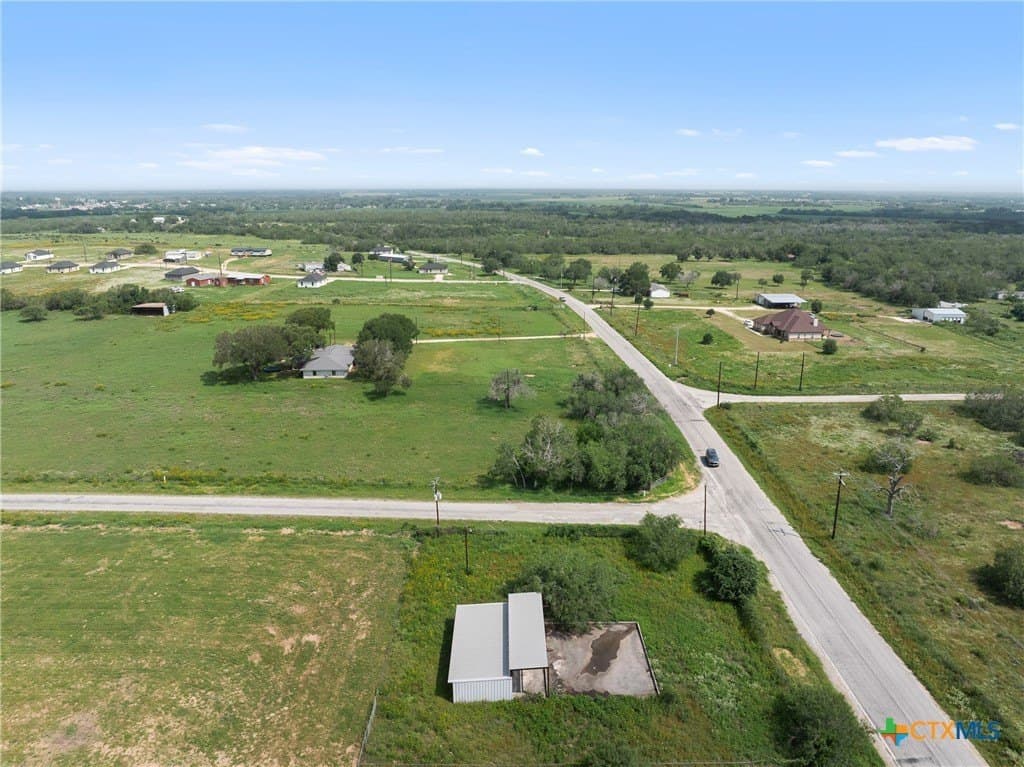 1.08 acres in Wilson County gallery image 2