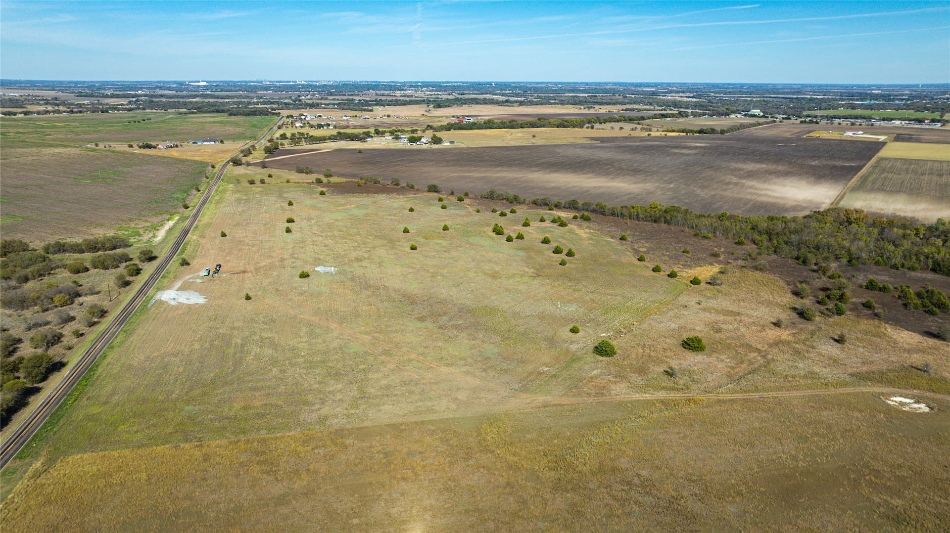 5.4 acres in Ellis County - photo 2