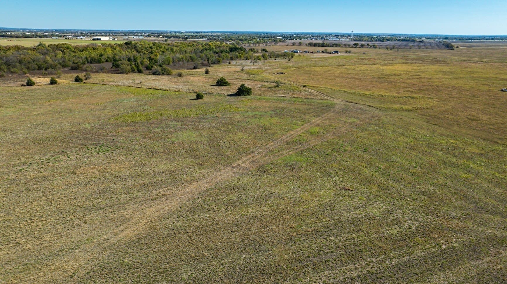 5.4 acres in Ellis County - photo 5