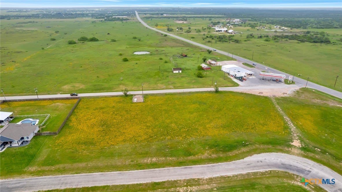 1.03 acres in Victoria County gallery image 4