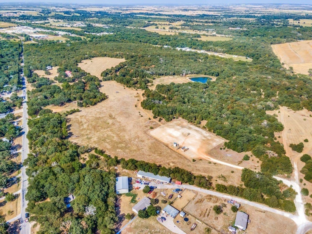 10.99 acres in Johnson County - photo 3