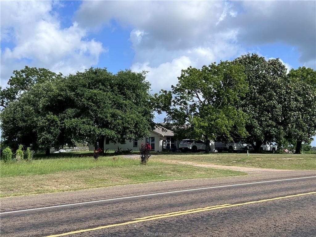 20 acres in Grimes County gallery image 3