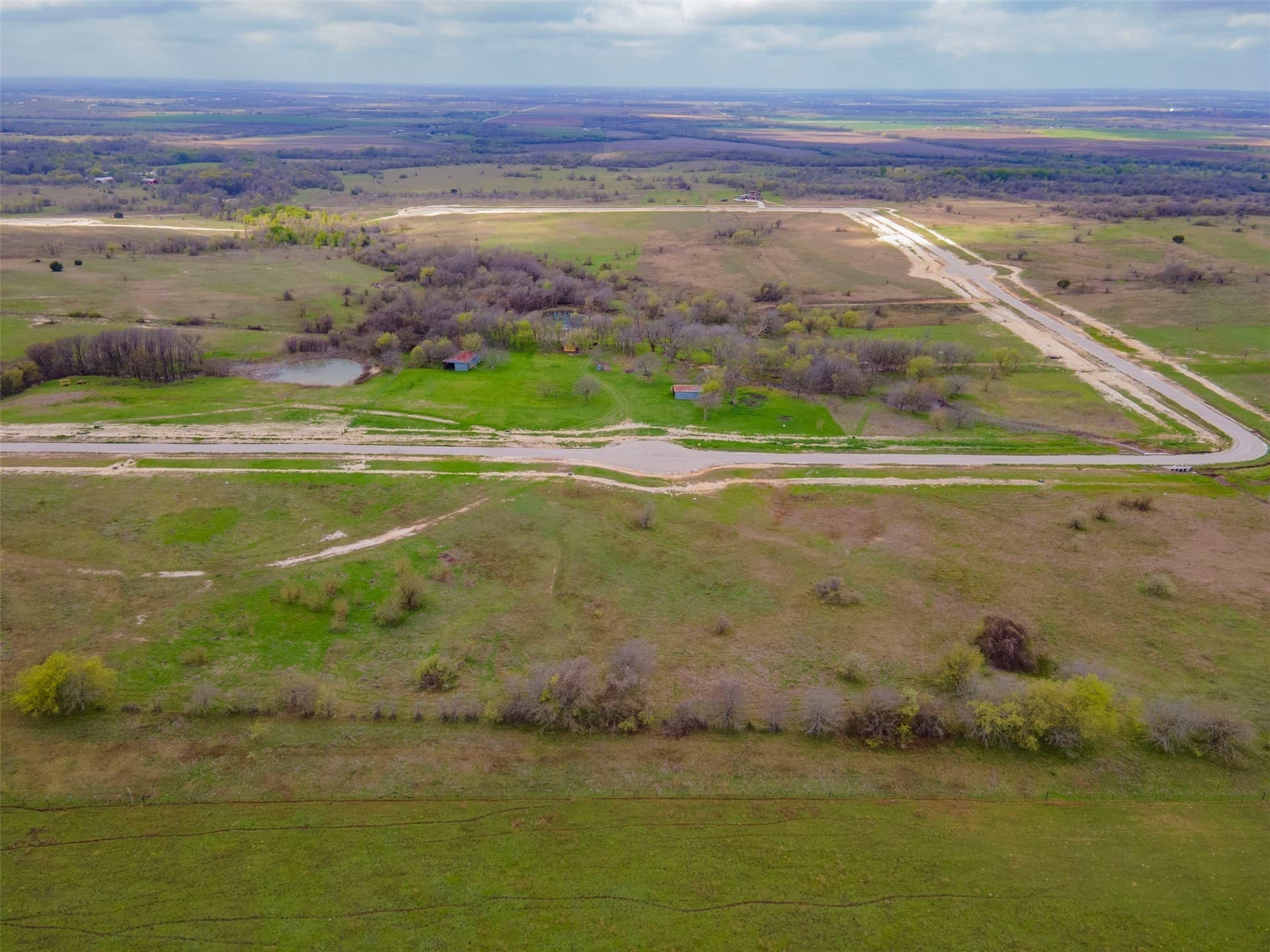 2 acres in Hill County - photo 4