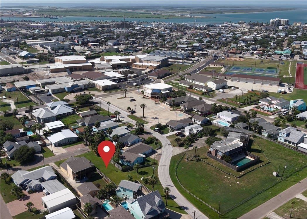 0.1 acres in Nueces County - photo 3