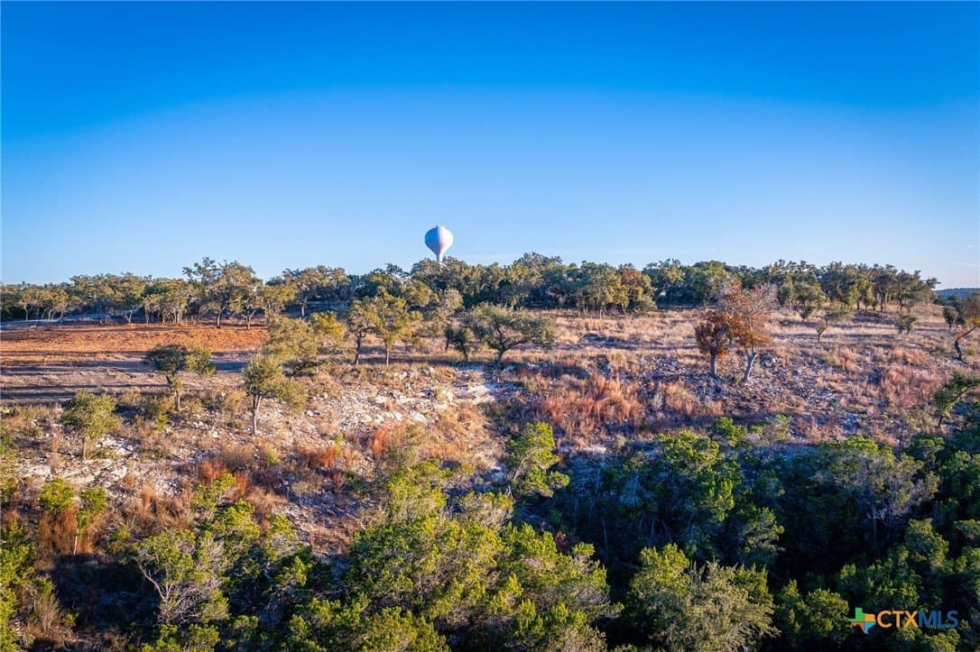 2.53 acres in Comal County - photo 6