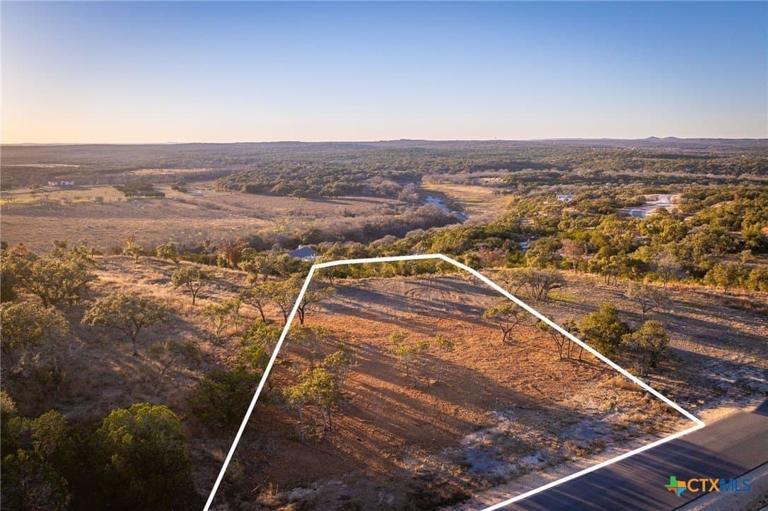 2.53 acres in Comal County