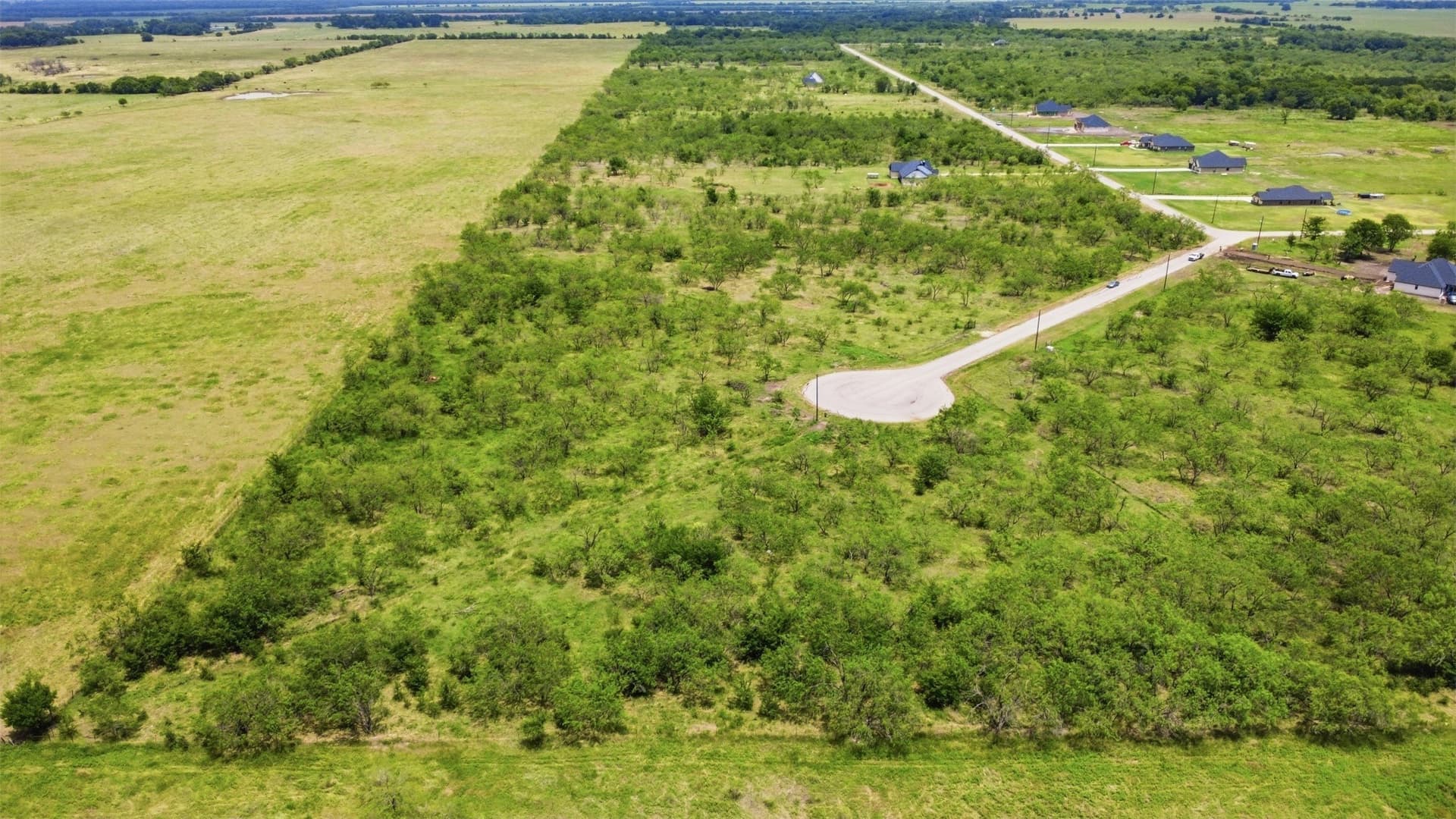 2.4 acres in Navarro County featured view