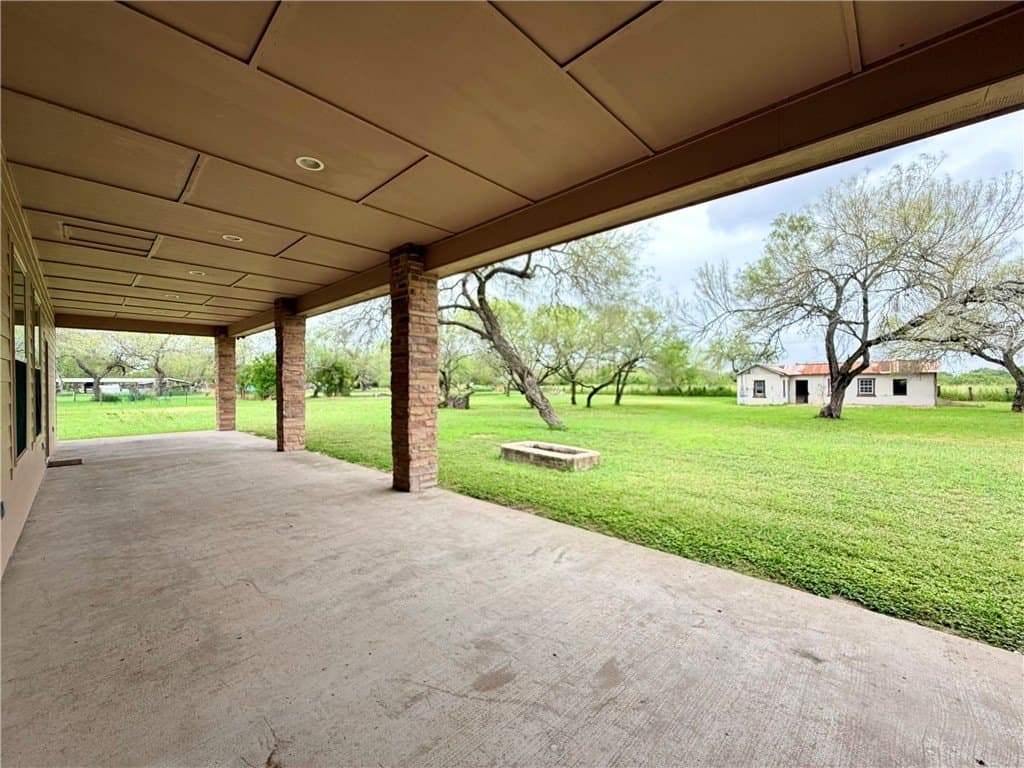 81,457 acres in Kleberg County - photo 30
