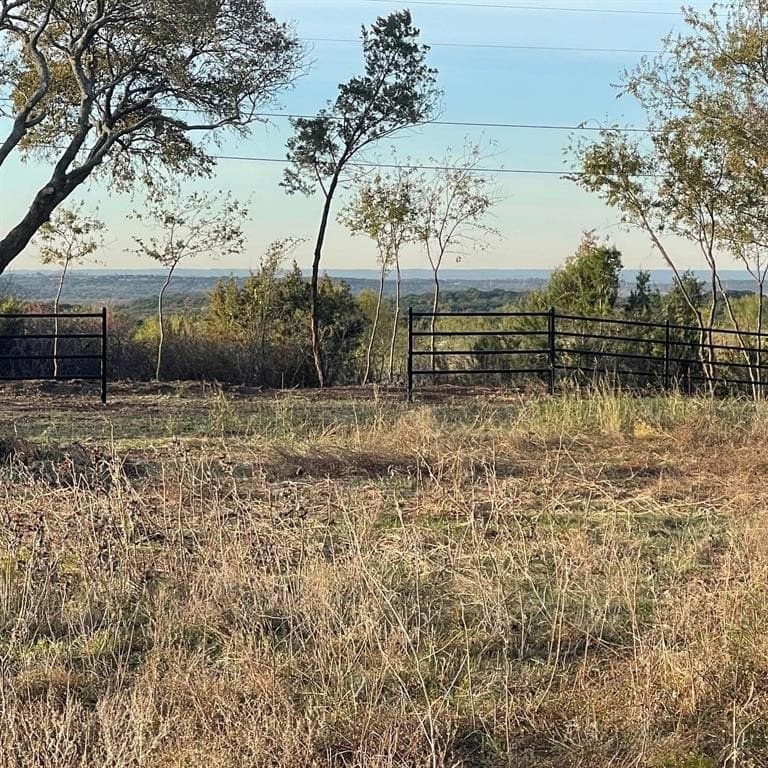 10.1 acres in Hood County