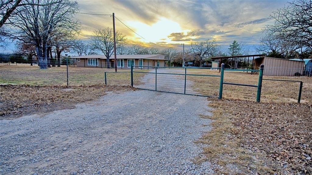 12.47 acres in Montague County gallery image 2