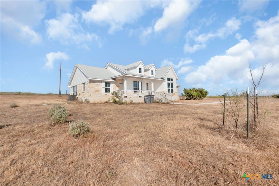 11.5 acres in Lampasas County gallery image 3