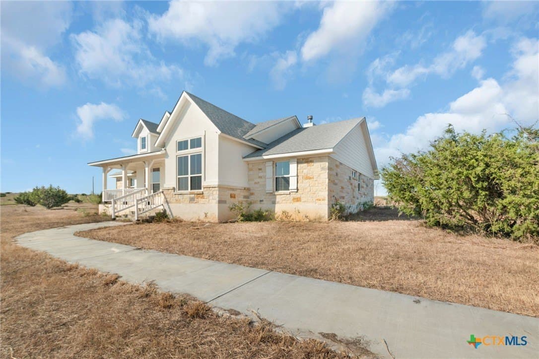 11.5 acres in Lampasas County featured view