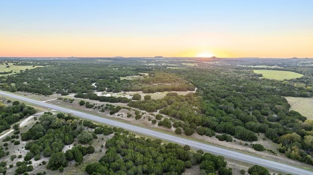 386.41 acres in Lampasas County