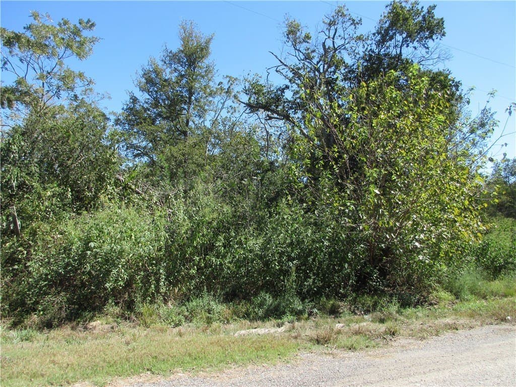0.18 acres in Falls County