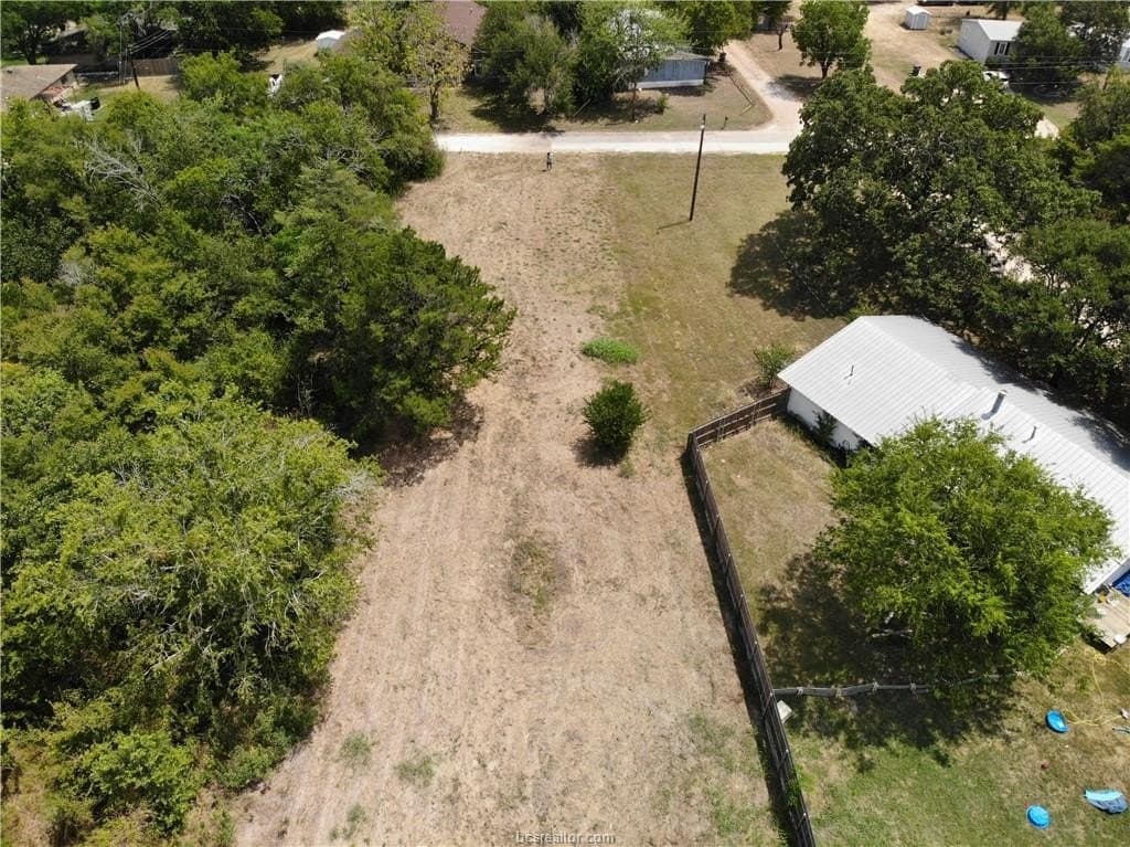 0.73 acres in Brazos County gallery image 4
