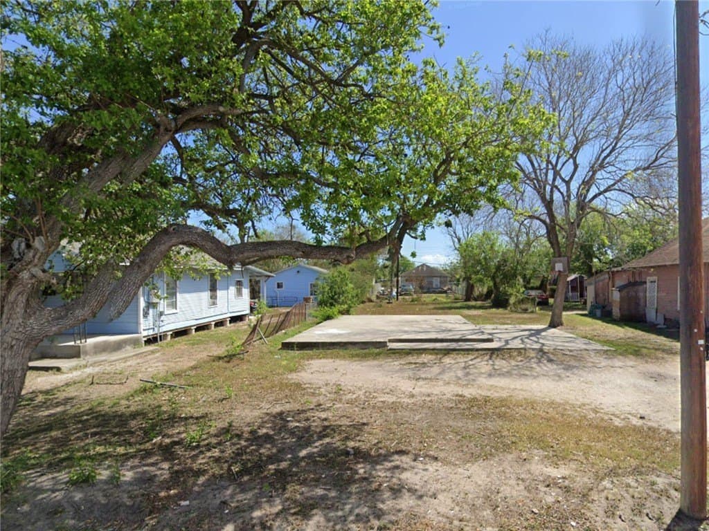 0.14 acres in Nueces County