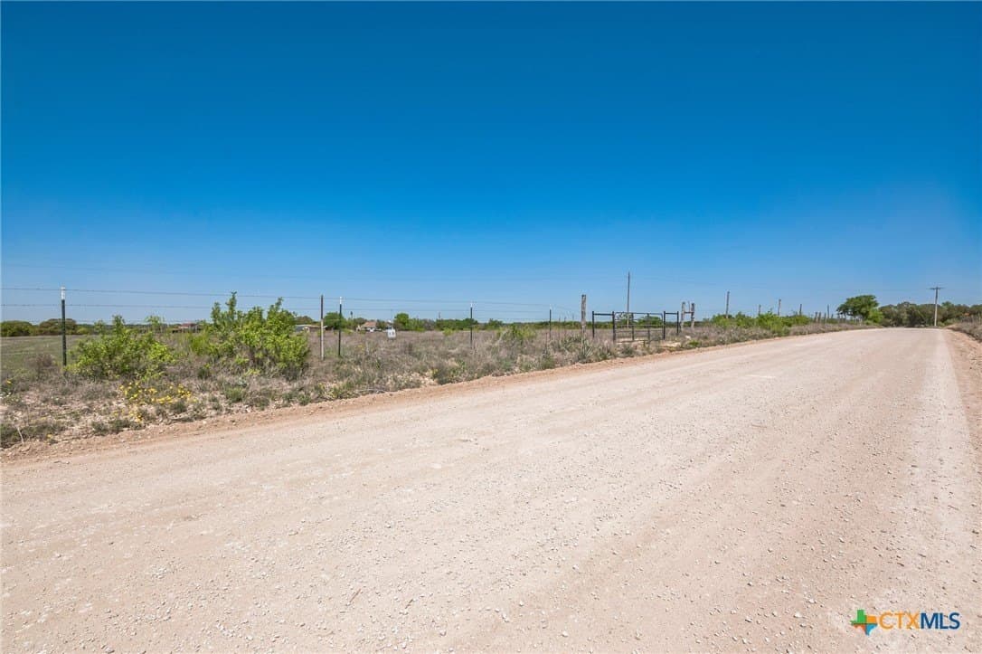 10.01 acres in Hamilton County - photo 11