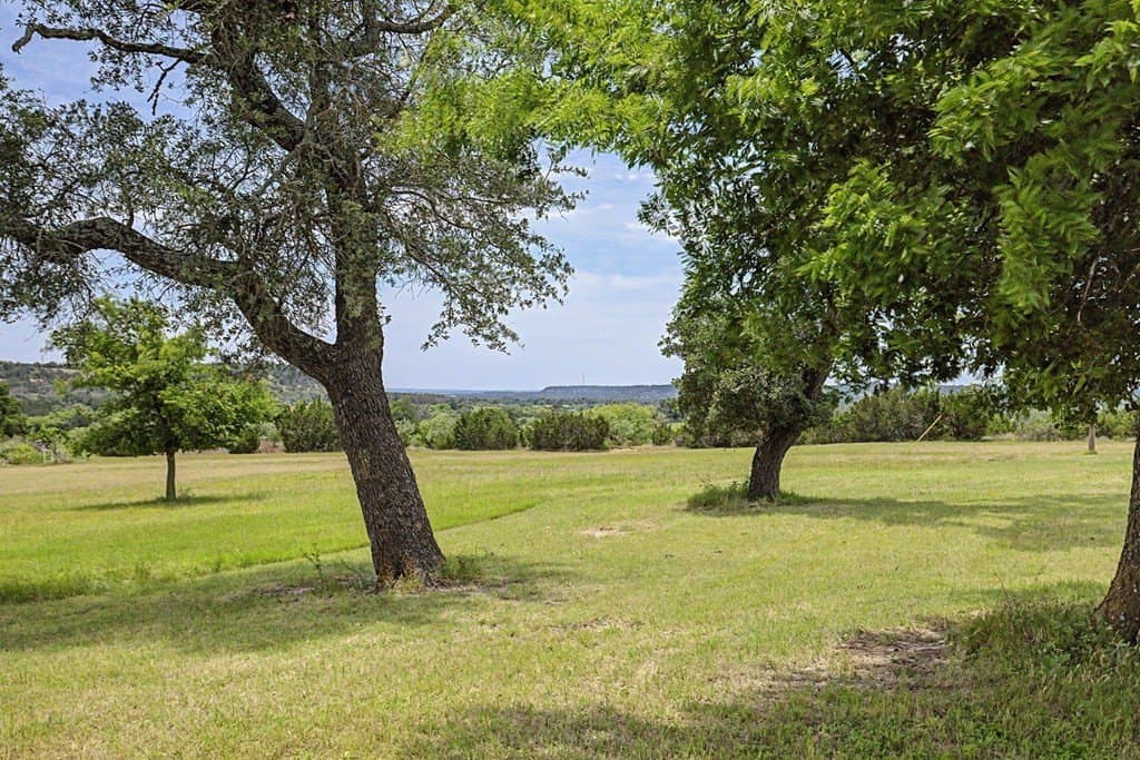10 acres in Gillespie County - photo 14