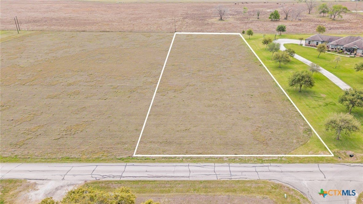 1.36 acres in Jackson County gallery image 3