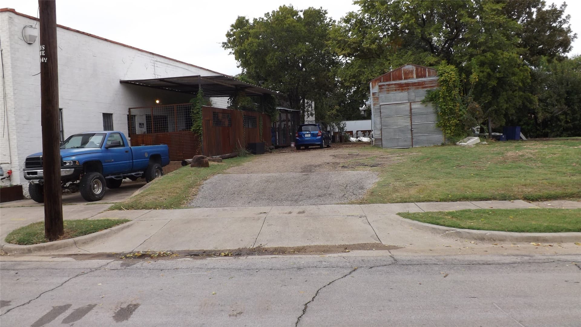 0.16 acres in Dallas County - photo 9