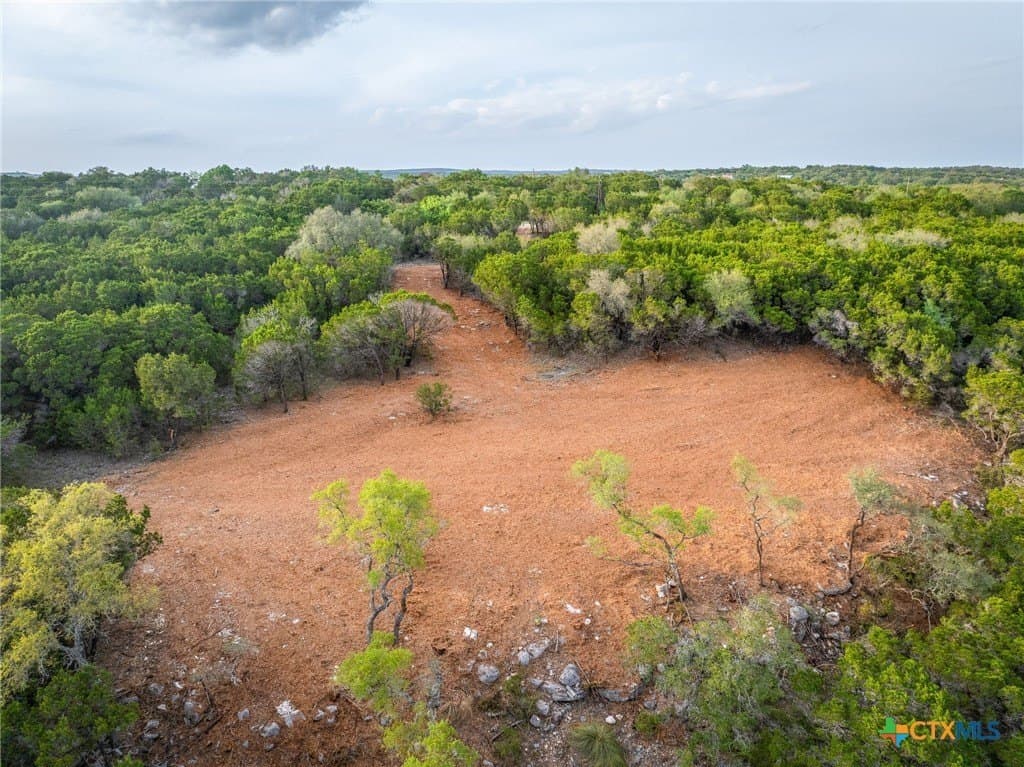 10 acres in Comal County - photo 6