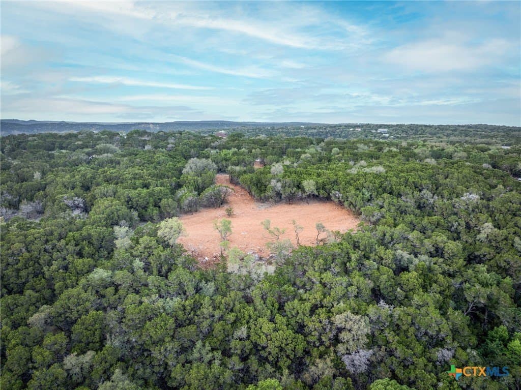 10 acres in Comal County - photo 7