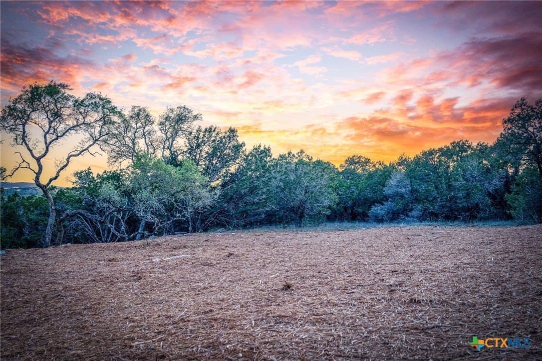 10 acres in Comal County - photo 29