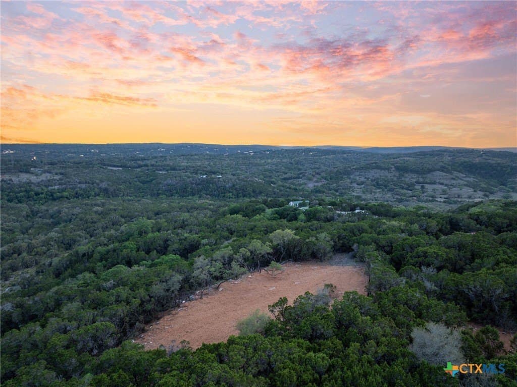 10 acres in Comal County - photo 28