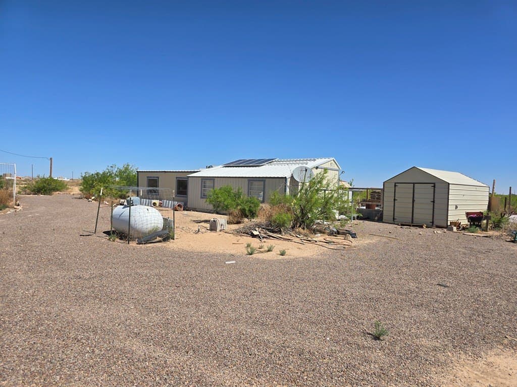 10 acres in Reeves County gallery image 3