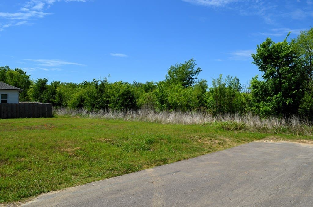 0.13 acres in Henderson County featured view