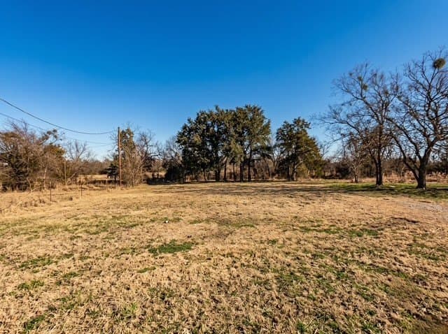 0.35 acres in Hood County