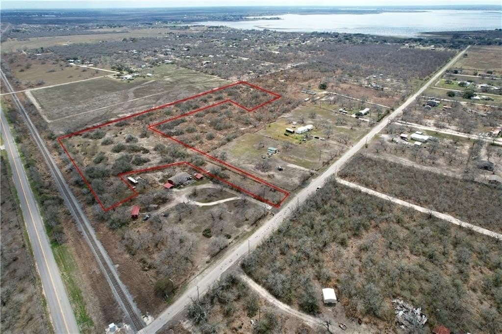 7.64 acres in San Patricio County - photo 11