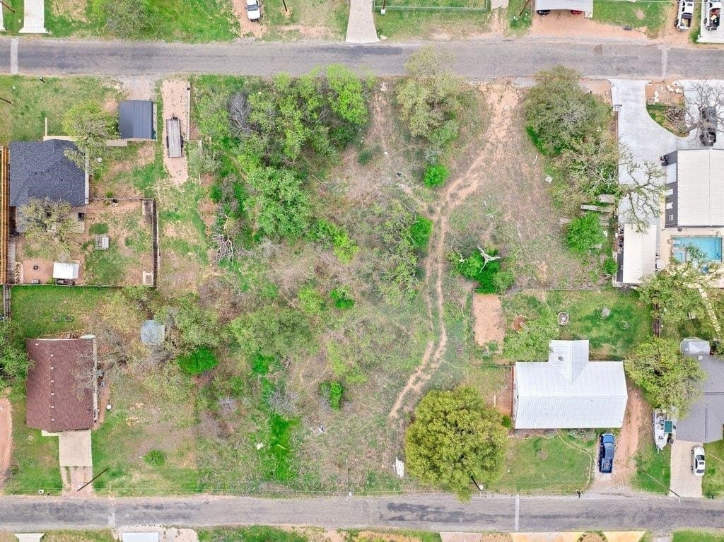 0.23 acres in Llano County gallery image 2