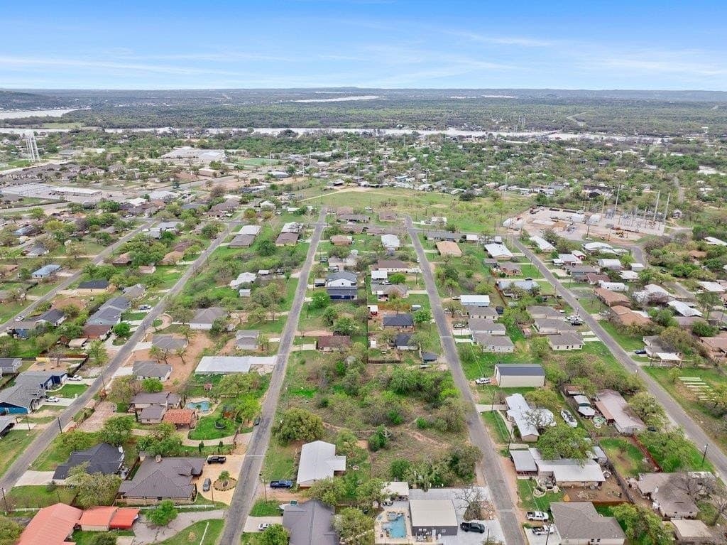 0.23 acres in Llano County gallery image 3