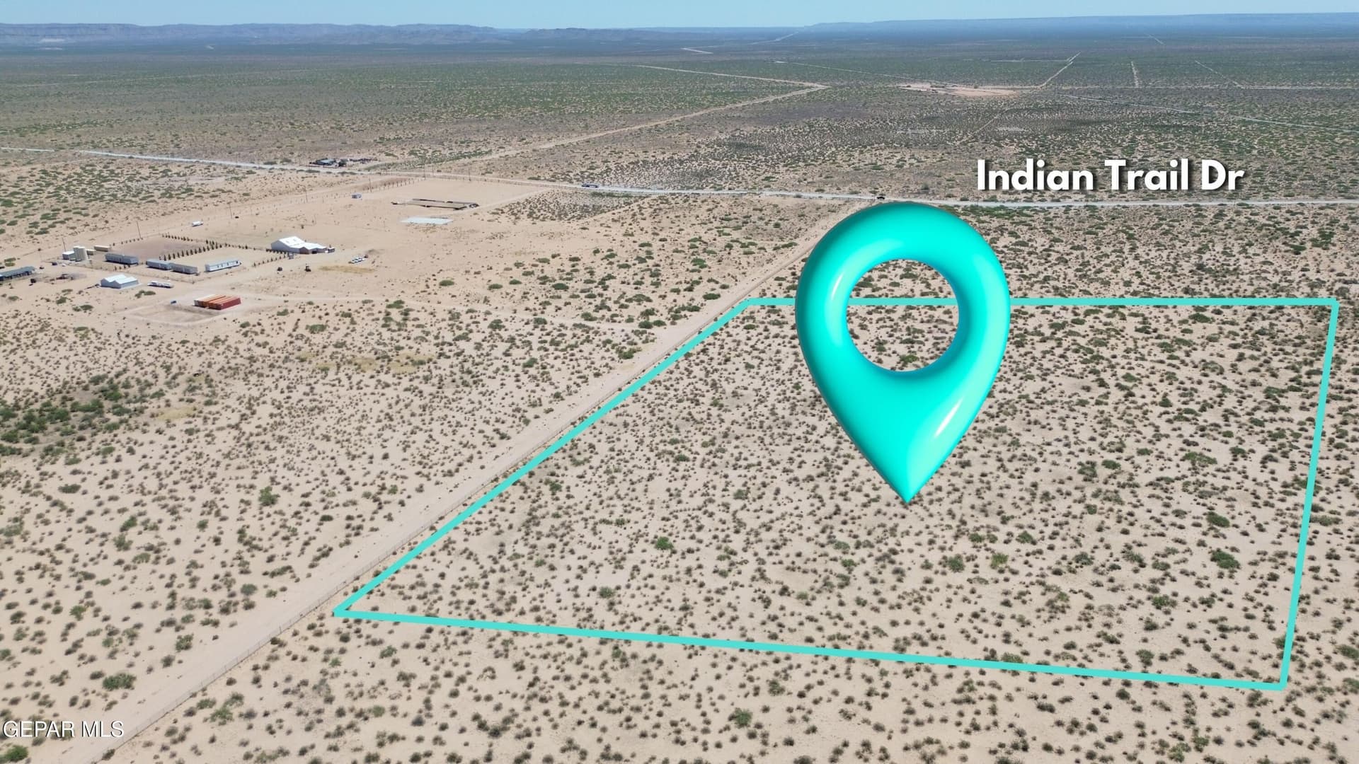10 acres in El Paso County