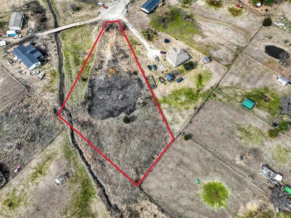 1.35 acres in Kaufman County gallery image 3