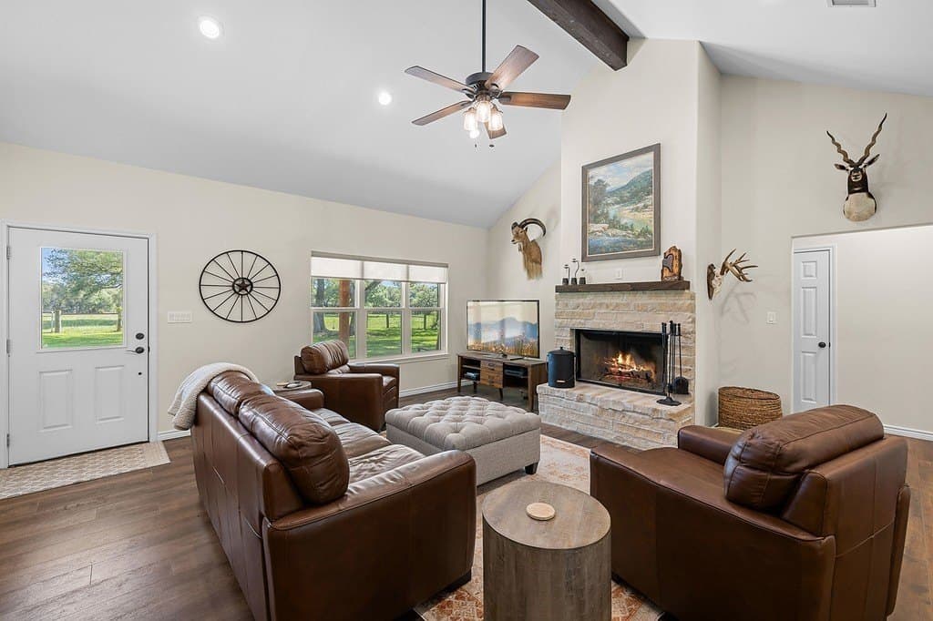 29.87 acres in Lavaca County gallery image 2