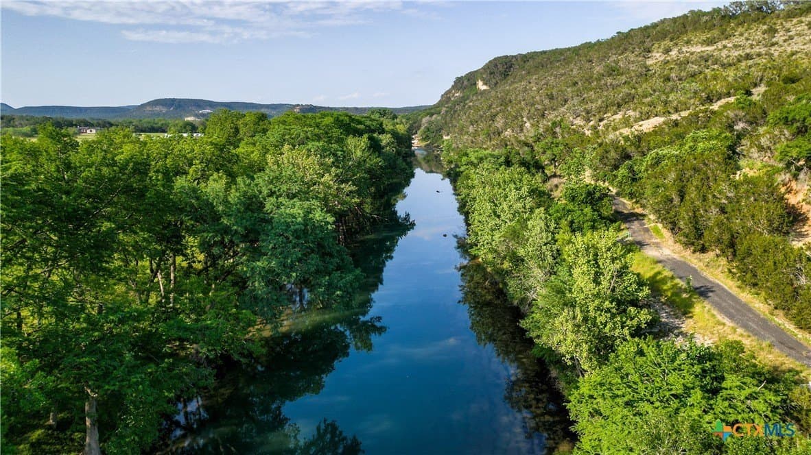 1.17 acres in Comal County