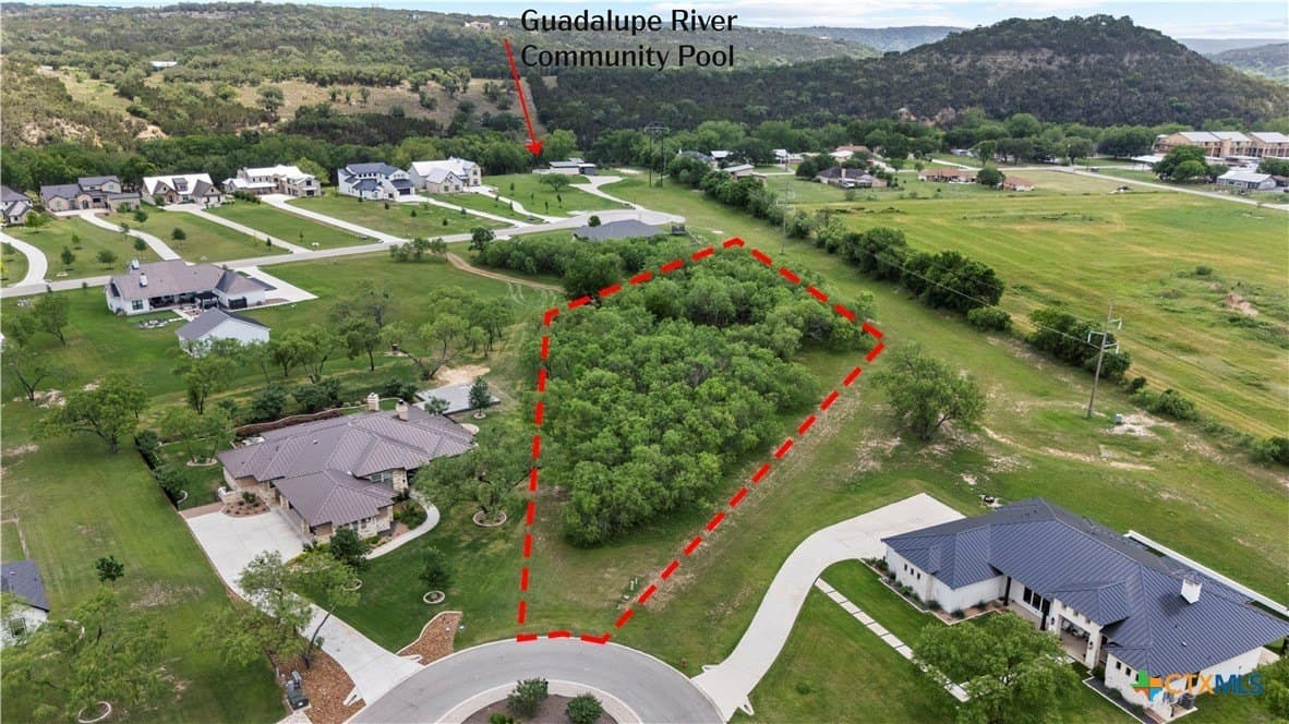 1.17 acres in Comal County gallery image 3
