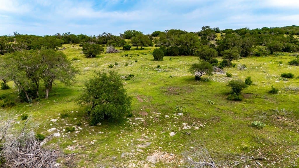 25.66 acres in Edwards County - photo 17