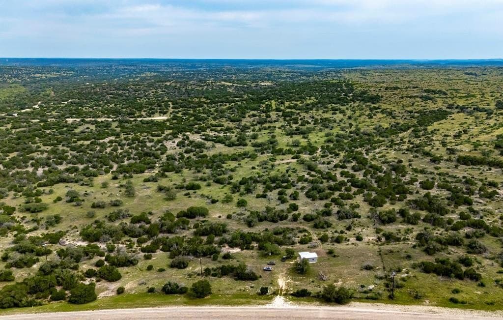 25.66 acres in Edwards County - photo 2