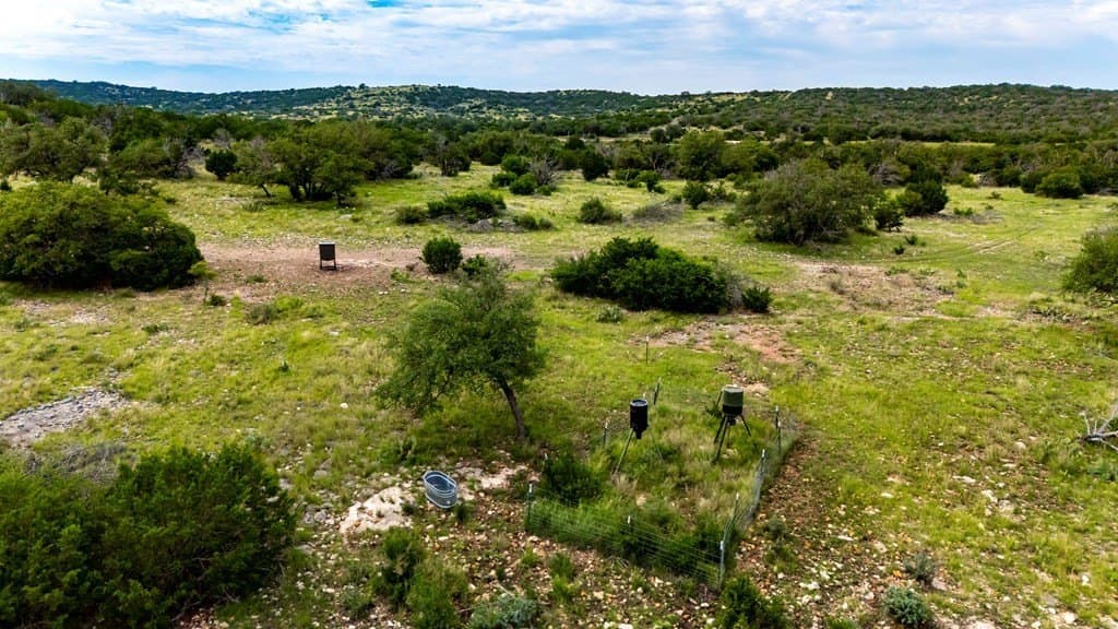 25.66 acres in Edwards County - photo 19