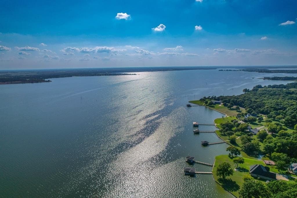 0.88 acres in Navarro County featured view