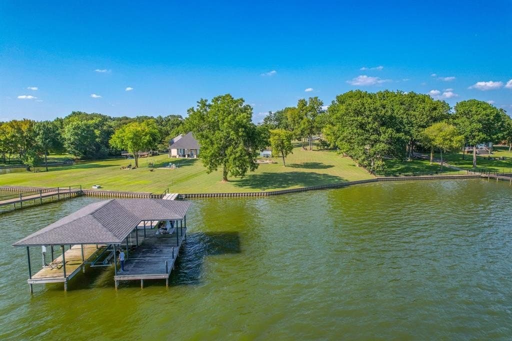 0.88 acres in Navarro County gallery image 3