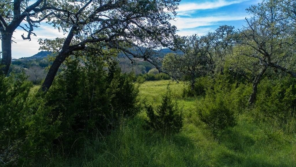 6.08 acres in Blanco County